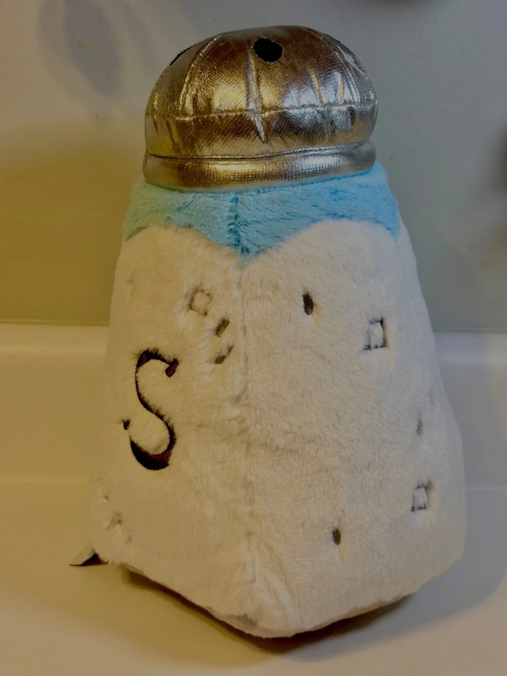 Squishable Comfort Food Salt Shaker Plush Soft Toy Stuffed Animal Retired NWT